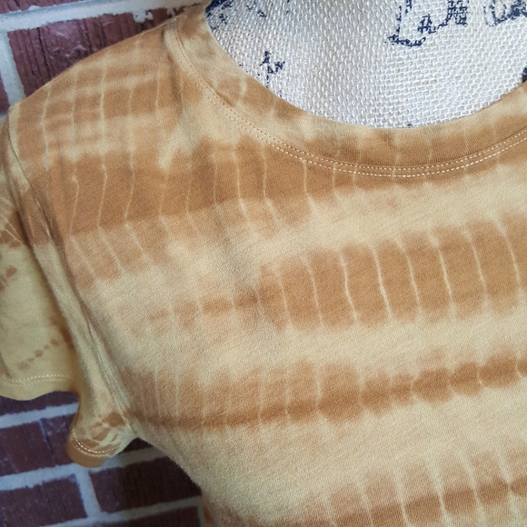 Athleta Golden Orange Organic Daily Tie Dye Crew Neck Tee Shirt Medium NWT - Picture 2 of 7